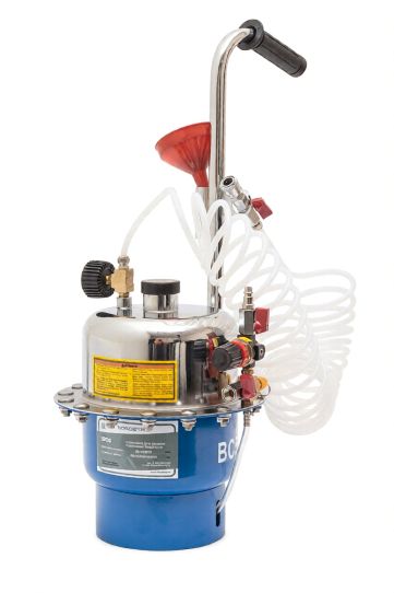 Установка для прокачки тормозов и сцепления пневматическая 6 л, давление 0.7-3 бар, шланг 5 м, Nordberg BC5