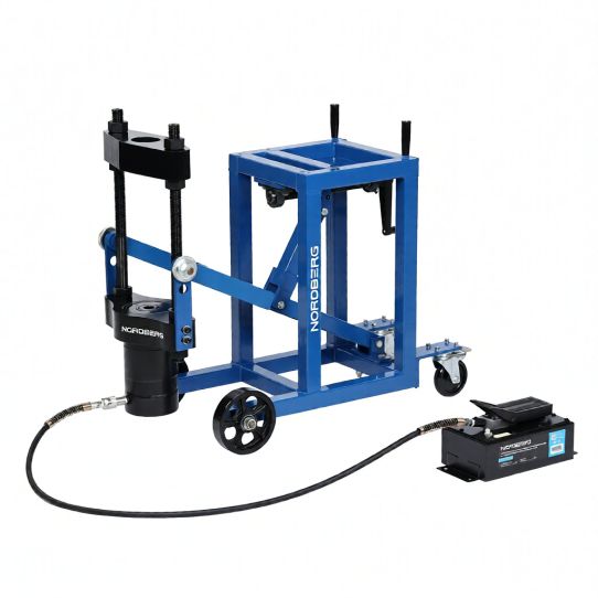 Выпрессовщик шкворней 75 тонн Nordberg N31PE76A пневмогидравлический для грузовиков на тележке