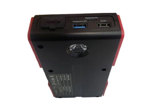 Пусковое устройство бустер 12В пусковой ток до 1200А с Power Bank и цифровым дисплеем Dekar C006