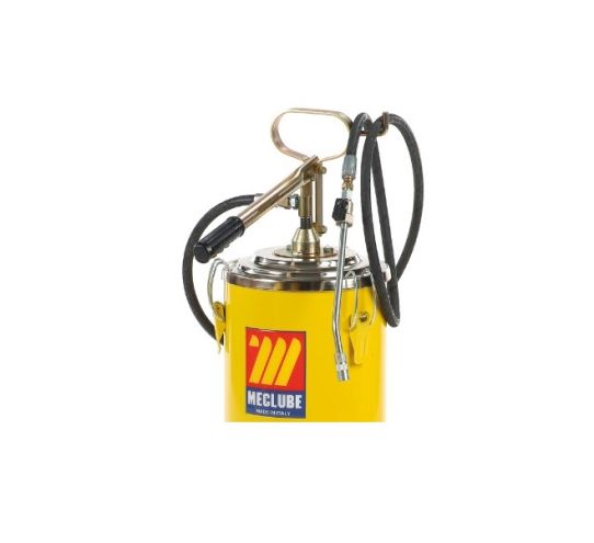 Нагнетатель смазки ручной 16 л, давление на выходе до 400 бар с производительностью до 6 г/ход Meclube 016-1141-000