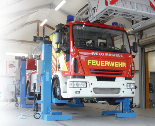 Подкатной подъемник для грузовых автомобилей электромеханический 12т Ravaglioli RAV212N, 4 колонны