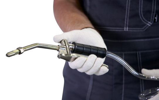 Нагнетатель масла пневматический 30 л, KraftWell KRW1910N с подающим шлангом на 1.3 м