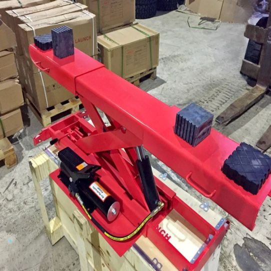 Траверса пневмогидравлическая 2,7 т для 4-стоечных подъемников Astrade GL82091