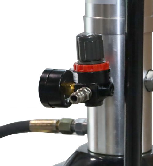 Нагнетатель смазки для бочек на 13 л, Kraftwell KRW1798.PN 6-8 бар, пневматический, с коэффициентом сжатия 50:1