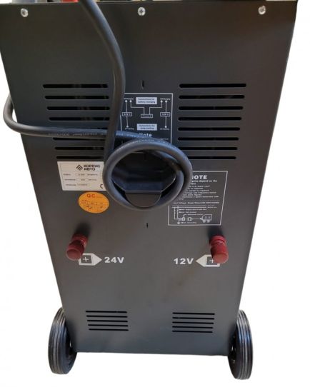 Пуско-зарядное устройство для 12В и 24В аккумуляторов с пусковым током 430A HZ 18.800 HOREX