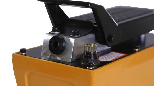 Пневмогидравлический насос ножной 1.6 л KraftWell KRWPP16