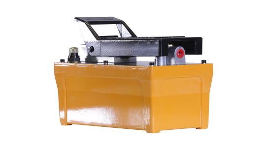 Пневмогидравлический насос ножной 1.6 л KraftWell KRWPP16