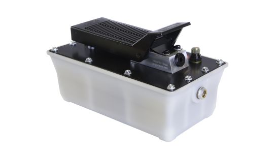 Пневмогидравлический насос ножной 2.3 л KraftWell KRWPP23