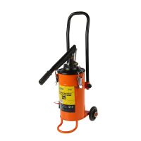 Нагнетатель смазки ручной с емкость 5 л и раздаточным шлангом 2 м, производительно 0.23 л/мин Partner PA-2095