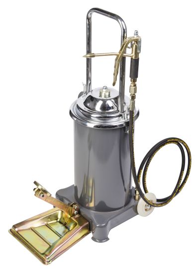 Нагнетатель смазки ножной для бочек на 12 л, Kraftwell KRW1798.FN, механический, с подающим шлангом на 2.5 м