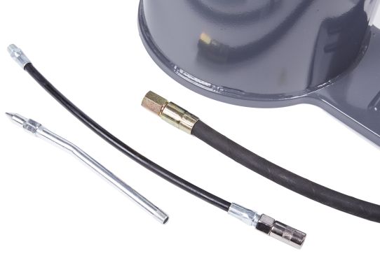 Нагнетатель смазки ручной для бочек на 10 л, Kraftwell KRW1797A, механический, с подающим шлангом на 1.5 м