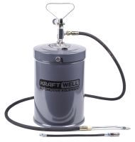 Нагнетатель смазки ручной для бочек на 10 л, Kraftwell KRW1797A 1-6 бар, механический, с подающим шлангом на 1.5 м