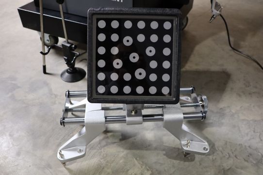 Стенд сход-развал 3D KraftWell KRW3DWA-III для легковых и легких коммерческих авто напольный