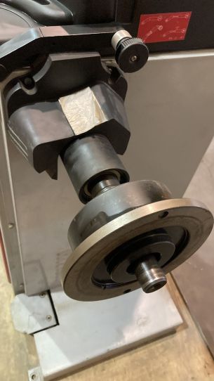 Балансировочный станок автоматический 10-24" KraftWell CB958B 220В