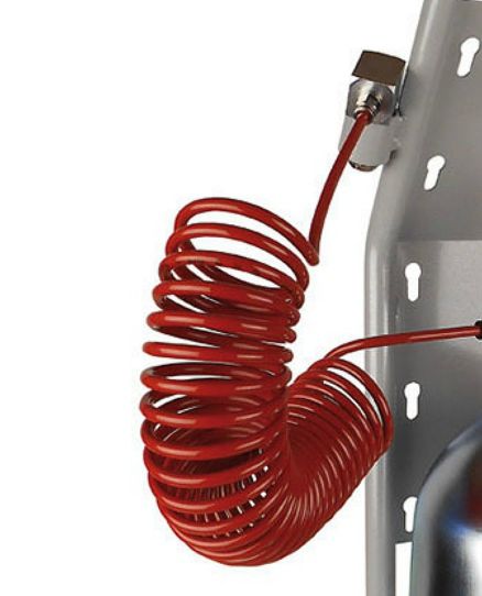 Установка для прокачки и замены тормозной жидкости пневматическая, с регулятором давления и манометром, емкость 5.5 л Apac 1881