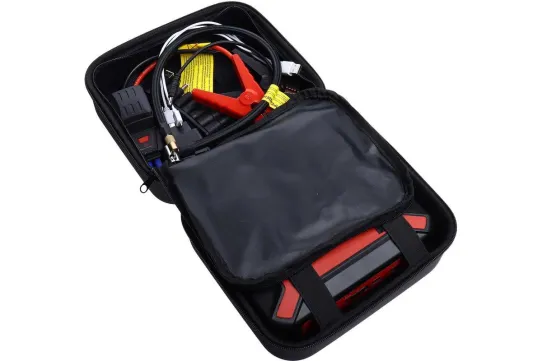 Бустер с компрессором 10 бар и максимально пусковым током 450А, Power Bank 12Ач, Li-Ion 12000мАч, с фонариком и дисплеем GTE-P150