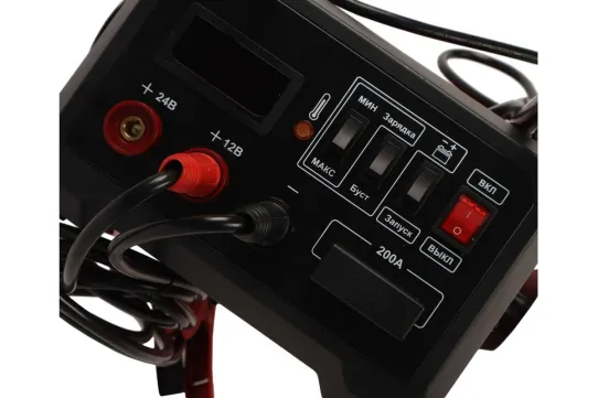 Пуско-зарядное устройство для 12В и 24В аккумуляторов с пусковым током 400А PC165 GTE