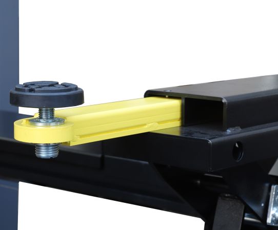 Четырехстоечный подъемник электрогидравлический 4т 380В KraftWell QUATTRO 4W4.3 с траверсой