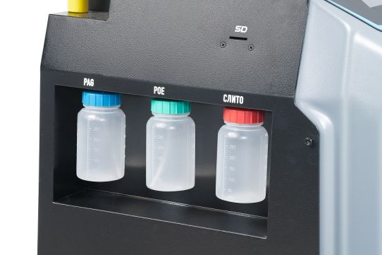 Установка автомат для заправки автомобильных кондиционеров профессиональная KraftWell SERENA 