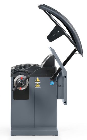 Балансировочный станок автоматический для грузовых авто 10-30" KraftWell KRW245E BELLA, 220В