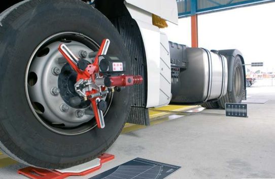 Стенд сход-развал лазерный мобильный для грузовых автомобилей HAWEKA 922 000 050