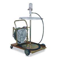 Нагнетатель смазки для бочек на 180-200 л, с пневматическим насосом 800 г/мин и катушкой на тележке Artis 61501948