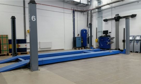 Четырехстоечный подъемник электрогидравлический 5.5т 380В EQFS ES5.5D-4L с траверсой