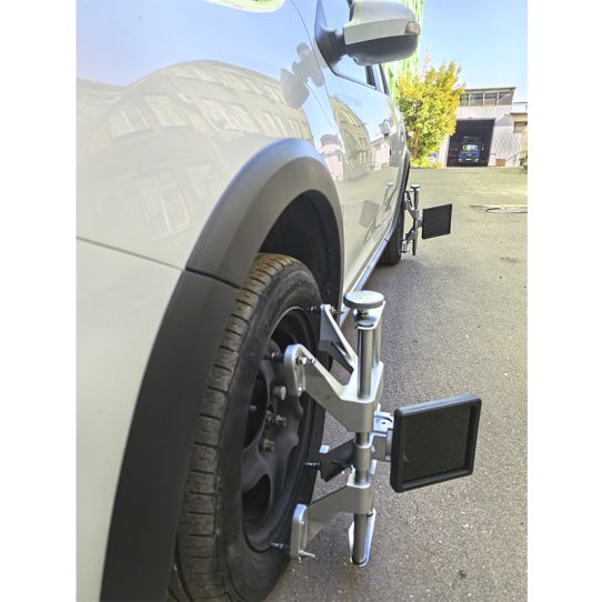 Стенд 3D сход-развала для легковых, внедорожников и легких коммерческих авто eqtree™ PL-V3D-Lift