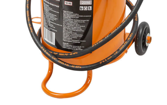 Нагнетатель смазки ручной с емкостью 10 л, производительность 7 г/ход, передвижной на колесах Forsage F-2096