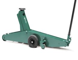 Подкатной гидравлический домкрат до 10 тонн, 210-710мм с педалью и поворотной рукоятью Compac 10T-HC Подкатной гидравлический домкрат до 10 тонн, 210-710мм с педалью и поворотной рукоятью Compac 10T-HC