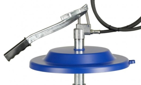 Нагнетатель смазки ручной для бочек с производительностью 3.8 г/ход 15кг Pressol 17693