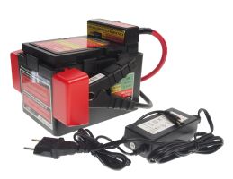 Пусковое устройство 12В 1200А 14000мАч с режимом Boost и встроенным фонариком для легковых авто JTC-7724