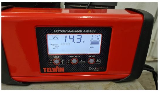 Зарядное устройство TELWIN 220 В 6, 12 и 24 В 807598