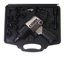 Пневмогайковерт 1/2" 680Нм Эврика ER-85268K (с набором головок)