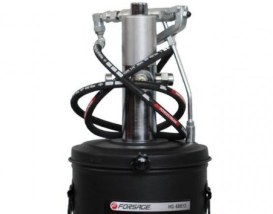 Нагнетатель смазки пневматический, емкость 10 л со стальным корпусом, 45:1 производительность 0.8 л/мин Forsage F-HG-68012