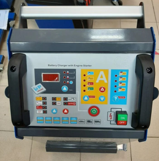 Пуско-зарядное устройство для 12В и 24В аккумуляторов с пусковым током 700A WSB700 Nordberg