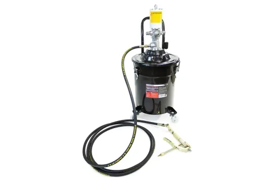 Нагнетатель смазки пневматический с емкостью 20л, давление 300-400 бар, раздаточный шланг 4м Forsage F-TRH30 BIG