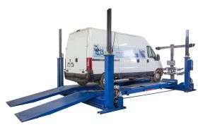 Грузовой четырехстоечный подъемник электрогидравлический 20т 380В для сход-развала Автоспецоборудование ПГ-20 Грузовой четырехстоечный подъемник электрогидравлический 20т 380В для сход-развала Автоспецоборудование ПГ-20