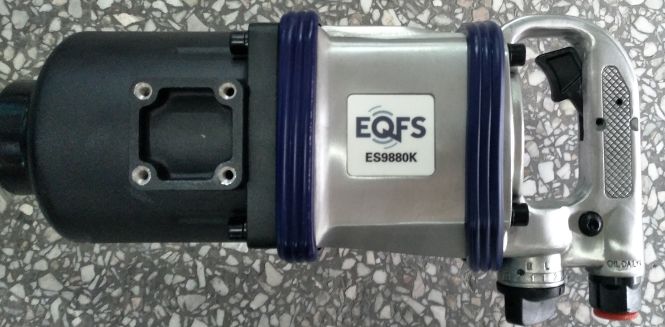 Пневмогайковерт 1" 3300Нм EQFS ES9880K (с длинным валом) (с набором головок)