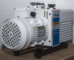 Двухступенчатый вакуумный насос Value VRD-24M 400 л/м c обратным клапаном Двухступенчатый вакуумный насос Value VRD-24M 400 л/м c обратным клапаном