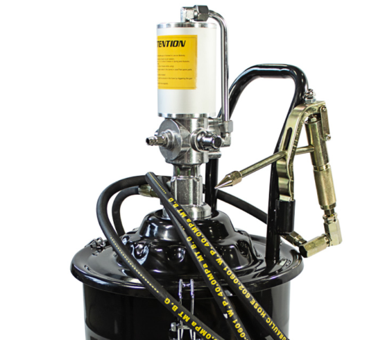 Нагнетатель смазки пневматический с емкостью 20л, давление 300-400 бар, раздаточный шланг 4м Forsage F-TRH30 BIG