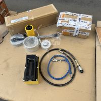 Выпрессовщик гидравлический сайлентблоков SAF 20 тонн Титан ТТН-20-01П с пневмогидравлическим насосом Выпрессовщик гидравлический сайлентблоков SAF 20 тонн Титан ТТН-20-01П с пневмогидравлическим насосом