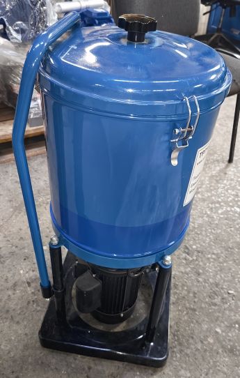 Нагнетатель смазки электрический от сети 220В с емкостью 20л Артаз TP716E