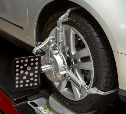 Стенд 3D сход-развал для легковых автомобилей настенный Hofmann EEWAEU714H2