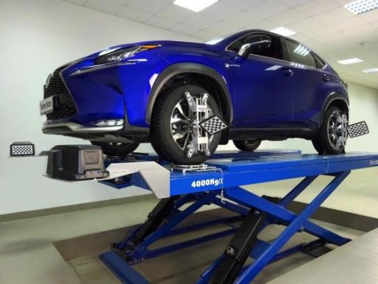 ООО "Технокар" Кронштейны для ножничного подъемника