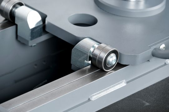 Канавный пневмогидравлический подъемник 15 т, навесной одноштоковый N5015T Nordberg