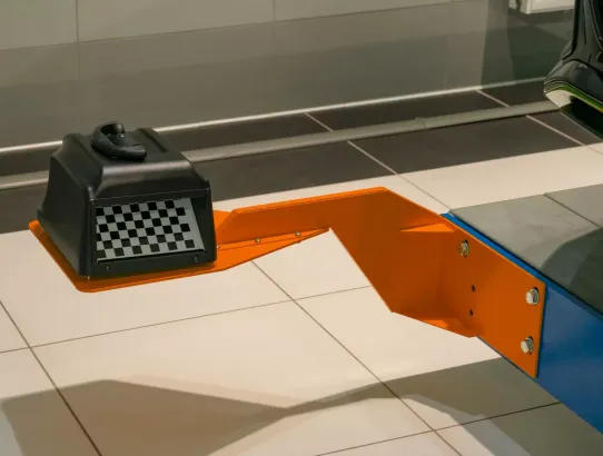 Стенд 3D сход-развал для легковых автомобилей мобильный Техновектор P 7202 MC