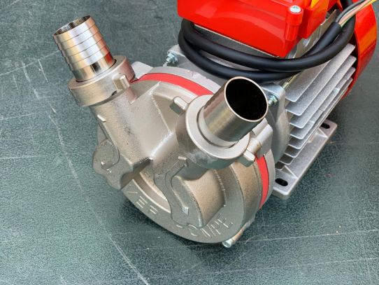 Вихревой насос для перекачки топлива Roverpompe NOVAX 30T_380В 0.75 кВт поверхностный с производительностью 85 л/м 380