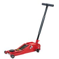 Низкопрофильный подкатной гидравлический домкрат до 3 тонн, 70-500мм с педалью Torin T830031B Низкопрофильный подкатной гидравлический домкрат до 3 тонн, 70-500мм с педалью Torin T830031B