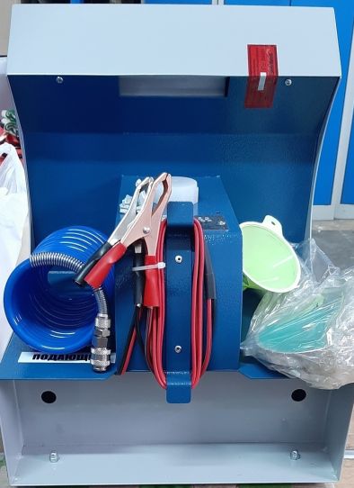 Установка для замены тормозной жидкости электрическая передвижная 12В, емкость 2.3 л, c регулятором давления ServiceLine SL-052M